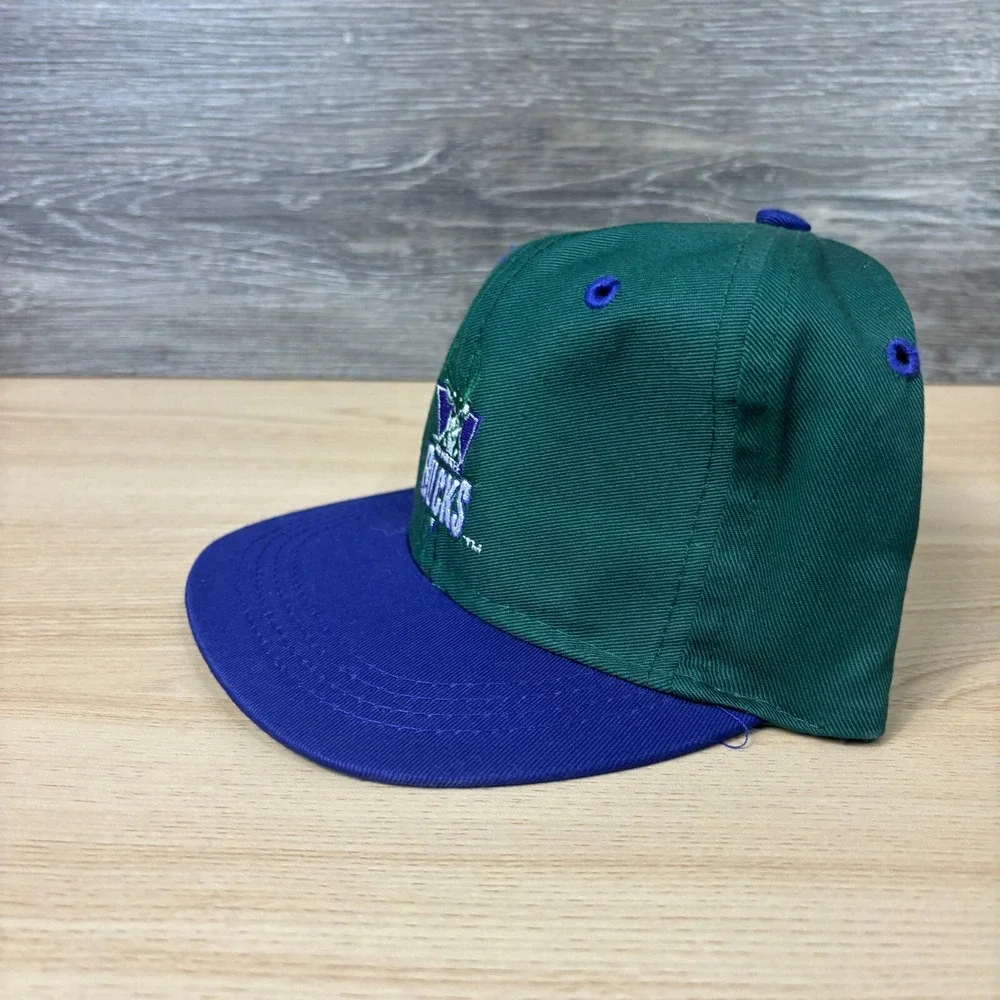 Vintage Milwaukee Bucks Hat‎ Cap Kids Green Purple NBA Basketball Deadstock